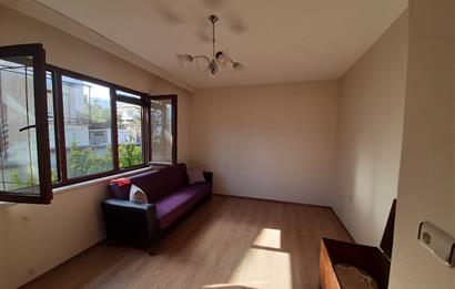 SAKARYA ARİFİYE ADLİYE’DE SATILIK MÜSTAKİL EV VE ARSASI 