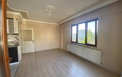 C21 İZ MEHMET ÇAKAR'DAN SERDİVAN'DA KİRALIK ARAKAT DAİRE
