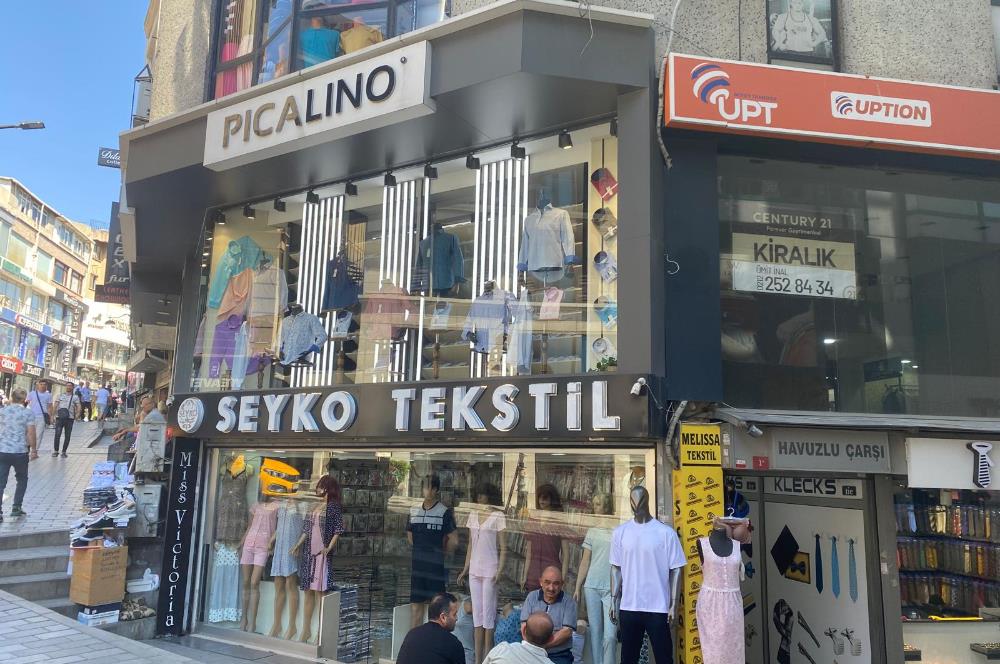 HAVUZLU ÇARŞIDA SOKAĞA CEPHE GENİŞ VİTRİNLİ KİRALIK 1.KAT DÜKKAN