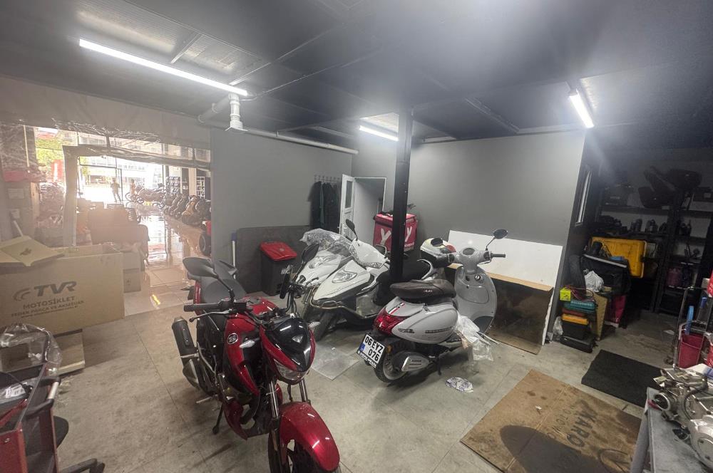 GÖLBAŞI HAYMANA YOLU'NDA İÇİ FULL YAPILI DEVREN KİRALIK 250 m2 DÜKKAN