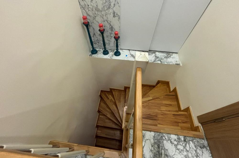 MALTEPE FEYZULLAH MAHALLESİNDE SATILIK 3+2 DUBLEKS DAİRE