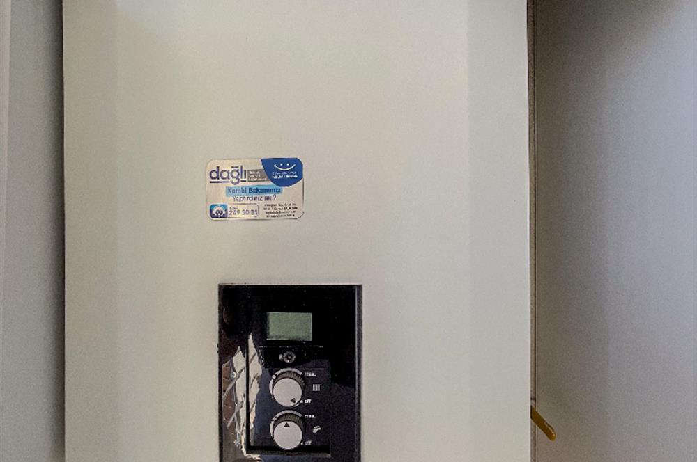 C21 LOCA'DAN SÜTLÜCE'DE SATILIK MEYDANDA GENİŞ 2+0 DAİRE