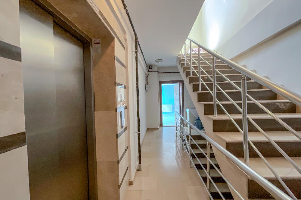 C21 LOCA'DAN SÜTLÜCE'DE SATILIK MEYDANDA GENİŞ 2+0 DAİRE