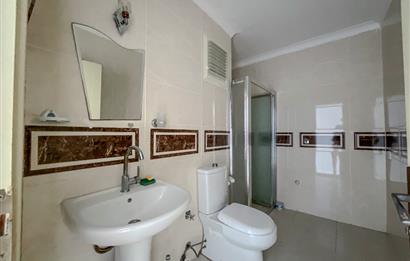 C21 LOCA'DAN SÜTLÜCE'DE SATILIK MEYDANDA GENİŞ 2+0 DAİRE