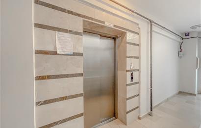 C21 LOCA'DAN SÜTLÜCE'DE SATILIK MEYDANDA GENİŞ 2+0 DAİRE