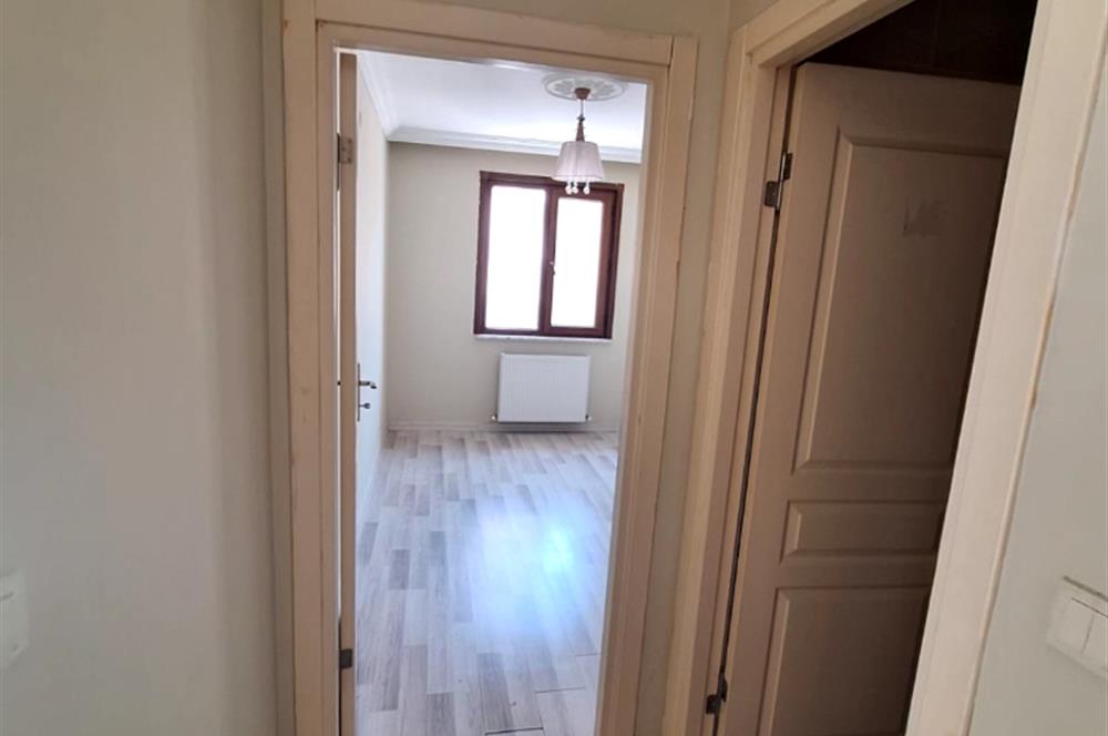 SANCAKTEPE FATİH MAH.ORTADAĞ 2+1 CADDE'YE YAKIN KİRALIK DAİRE