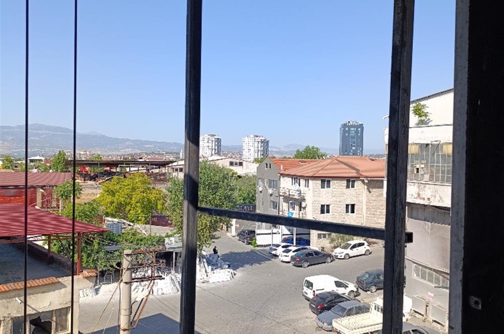 CENTURY21 LOFTDAN 1.SANAYİDE 3 KATLI İŞYERİ SATILIK.