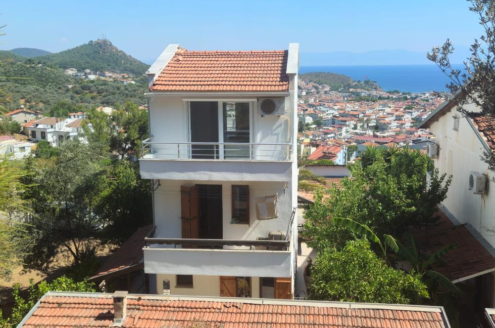 Özdere Çukuraltı'nda Eşsiz Deniz Manzaralı Köşe Villa