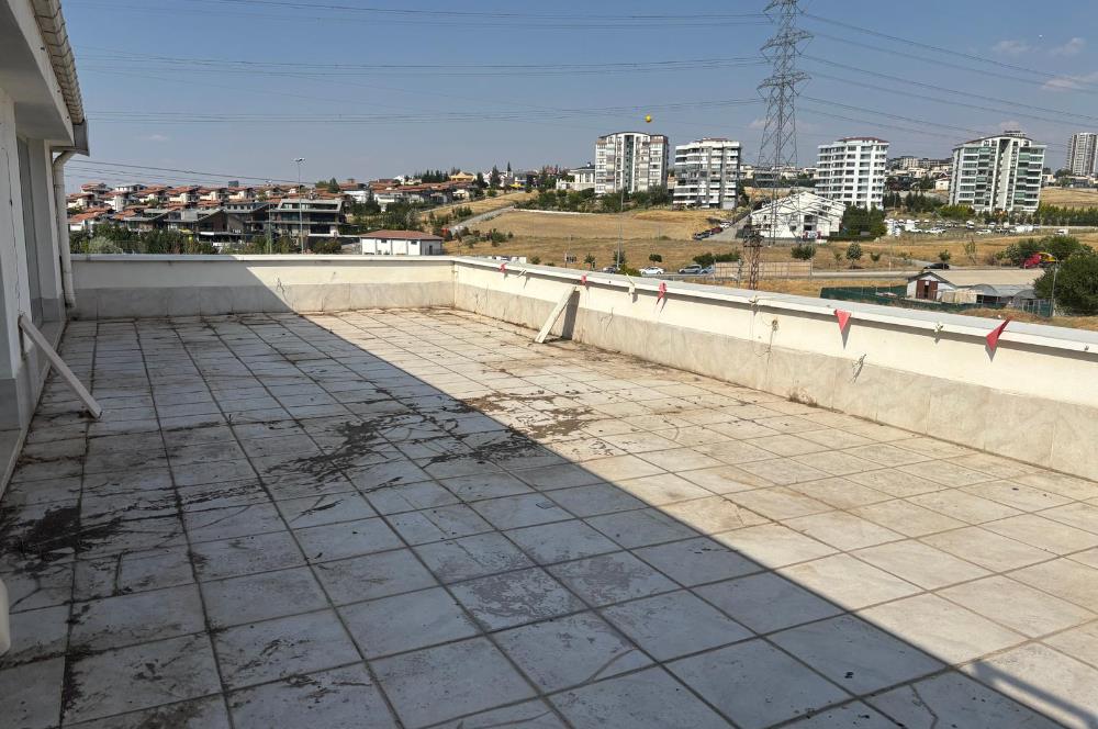 Alacaatlı'da cadde üzeri 200m2 kapalı + 150m2 teras kiralık iş yeri 