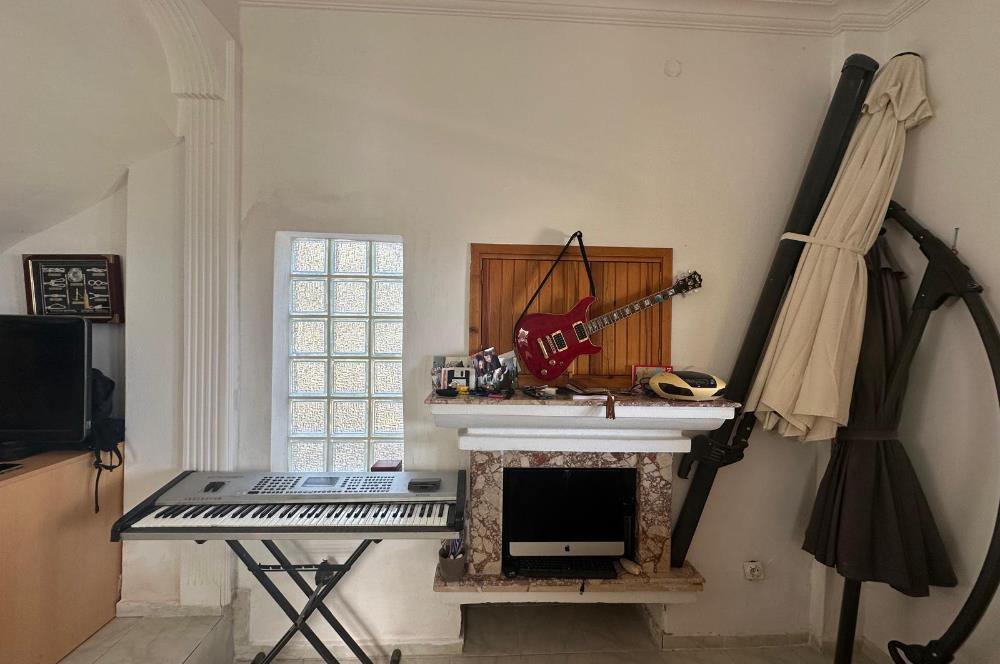 Özdere Çukuraltı'nda Eşsiz Deniz Manzaralı Köşe Villa