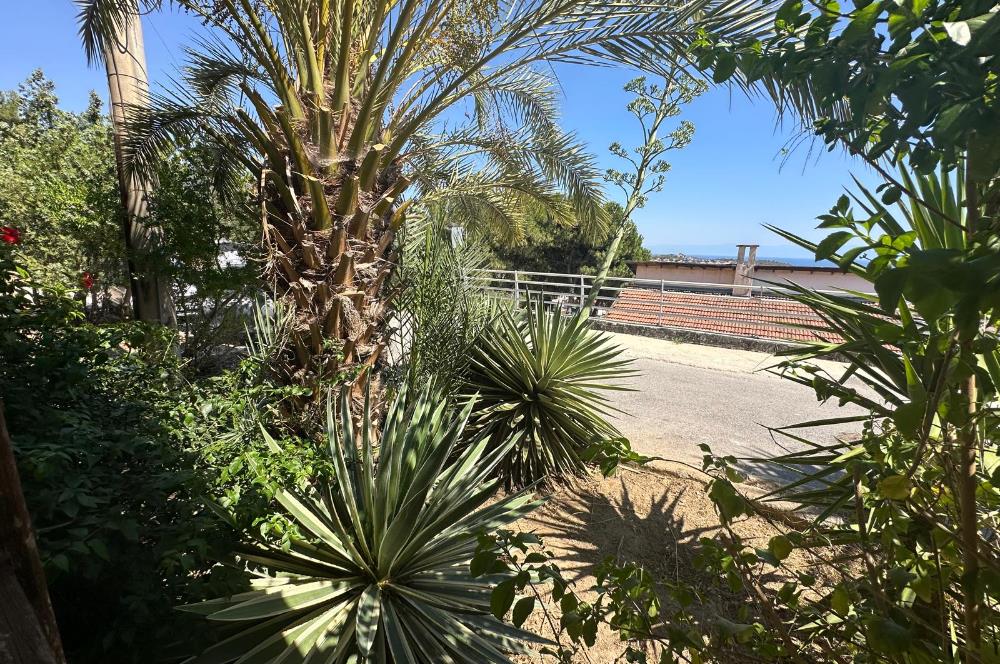 Özdere Çukuraltı'nda Eşsiz Deniz Manzaralı Köşe Villa