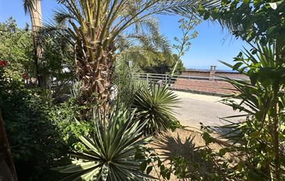 Özdere Çukuraltı'nda Eşsiz Deniz Manzaralı Köşe Villa
