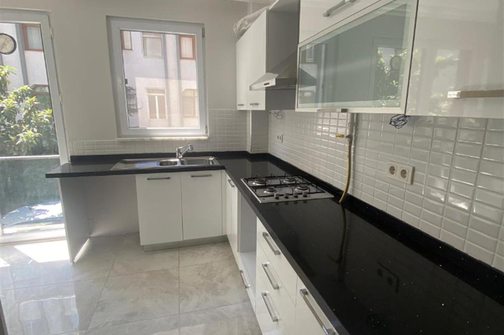 Bostancı iskelesine yakın sıfır 2+1 satılık daire