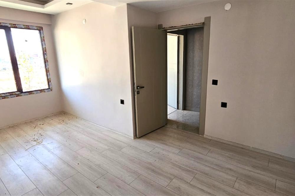 C21 ORJİNDEN SATILIK LÜKS 2+1 DAİRE (SİTE İÇERSİNDE)