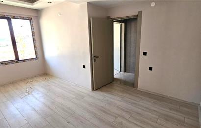 C21 ORJİNDEN SATILIK LÜKS 2+1 DAİRE (SİTE İÇERSİNDE)