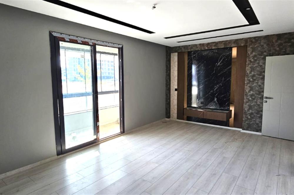 C21 ORJİNDEN SATILIK LÜKS 2+1 DAİRE (SİTE İÇERSİNDE)