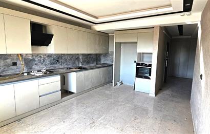 C21 ORJİNDEN SATILIK LÜKS 2+1 DAİRE (SİTE İÇERSİNDE)
