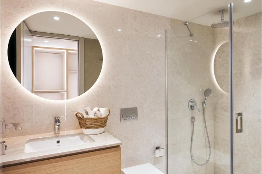 Bodrum Adres Yalıkavak'da Denize Sıfır Sitede 3+1 Residence