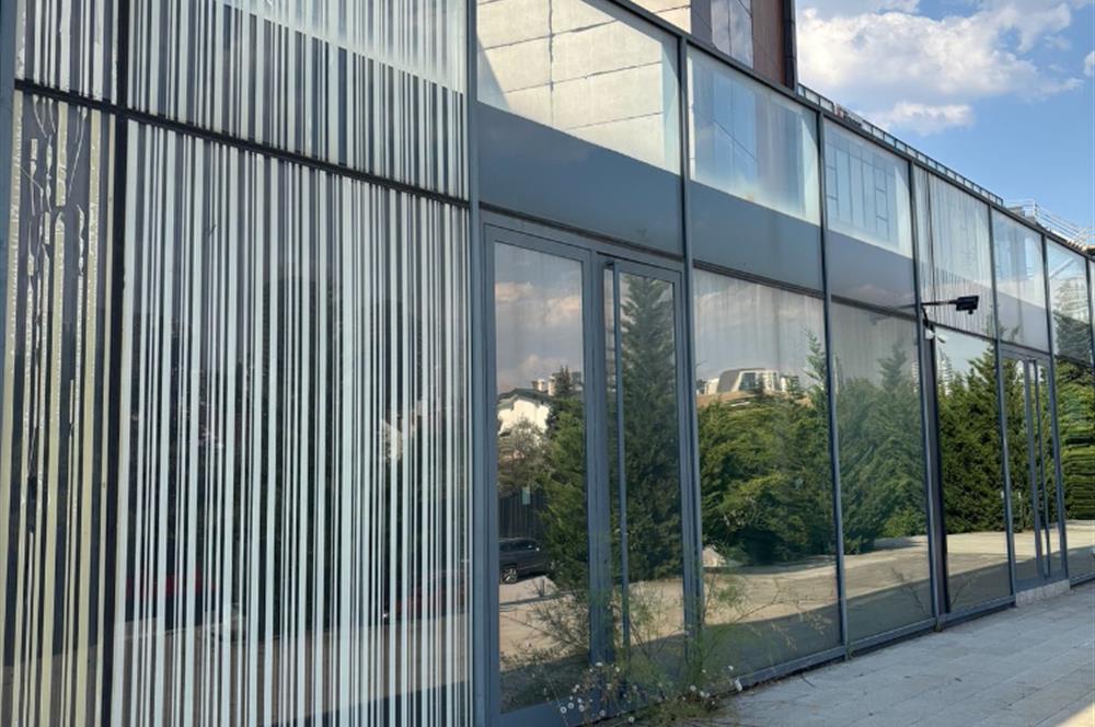 Beytepe Beyler Caddesinde Beyler İş Merkezinde geniş kullanım alanlı son kiralık dükkan/mağaza 