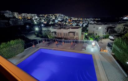 C21 ROOF'DAN BOĞAZİÇİ ADABÜKÜ TURQUOISE HAVUZLU SATILIK VİLLA