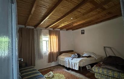 670m2 Arsa İçerisinde Çok Amaçlı Kullanım Alanı !