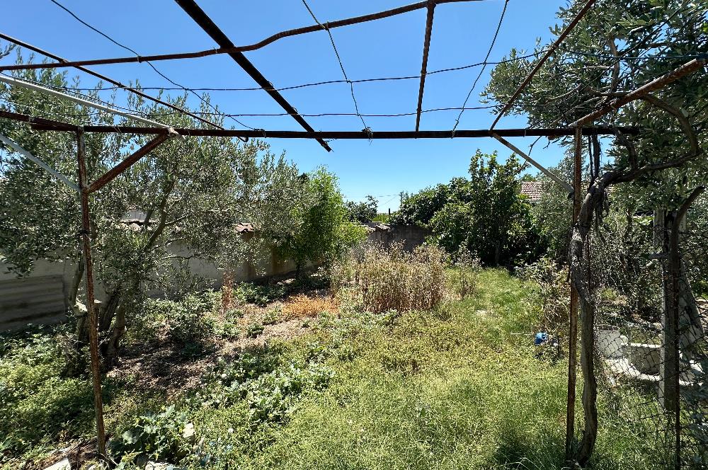 670m2 Arsa İçerisinde Çok Amaçlı Kullanım Alanı !