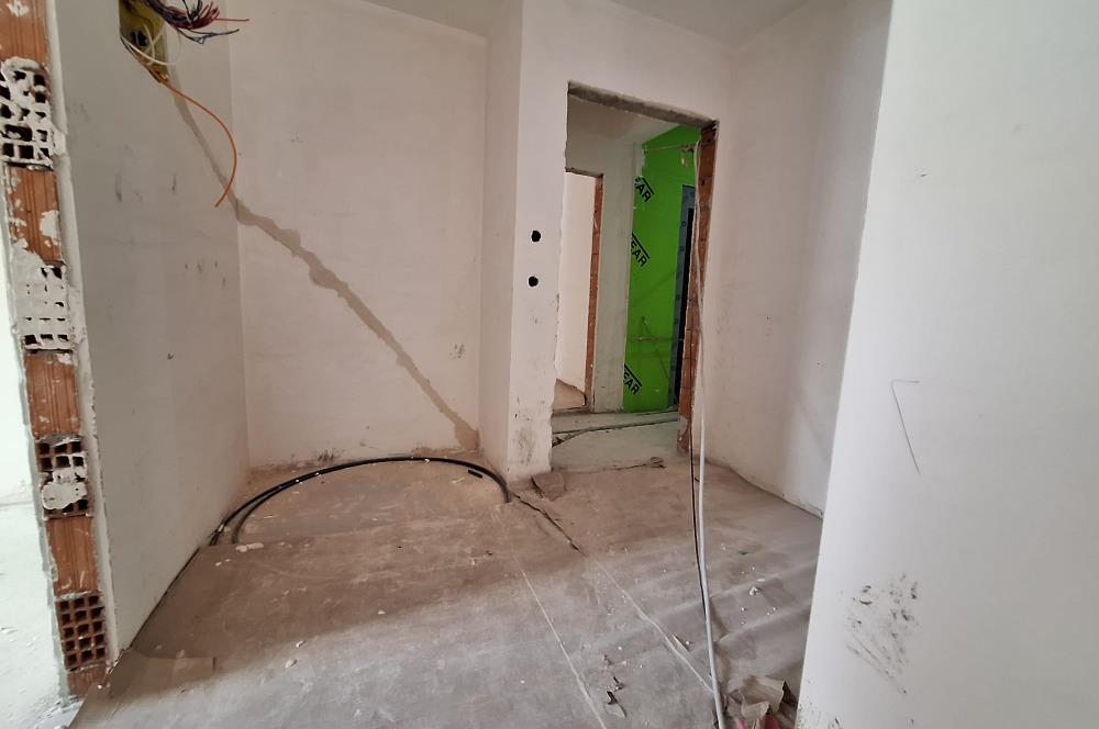 KOŞUYOLU LİFE'TA ÖN CEPHE KÖŞE DAİRE...