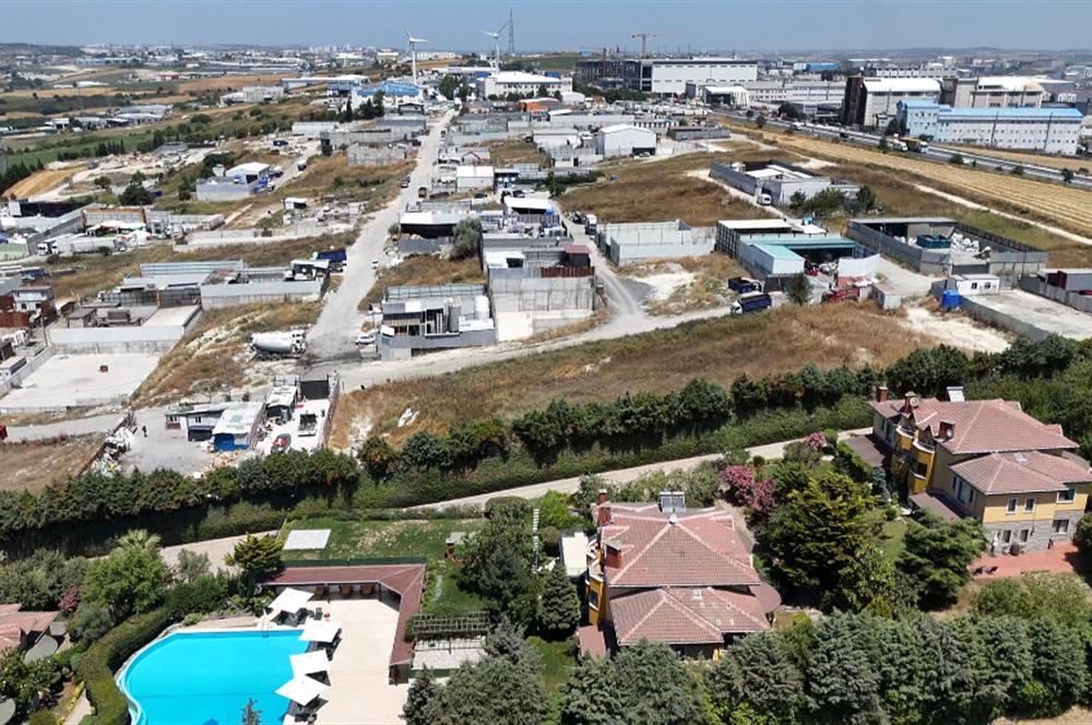 HADIMKÖY ÖMERLİ'DE 5000M2 TEK KAT DÜZ GİRİŞLİ BOŞ DEPO-İMALATHANE