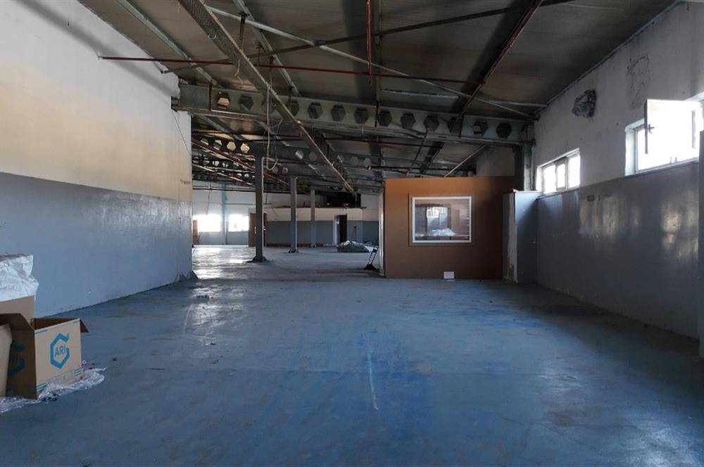 HADIMKÖY ÖMERLİ'DE 5000M2 TEK KAT DÜZ GİRİŞLİ BOŞ DEPO-İMALATHANE