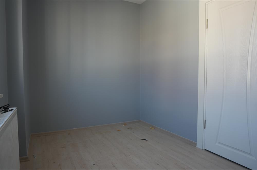 Şahincili Mahallesi Bezirganoğlu Sitesi'nde 3+1 Satılık Daire!