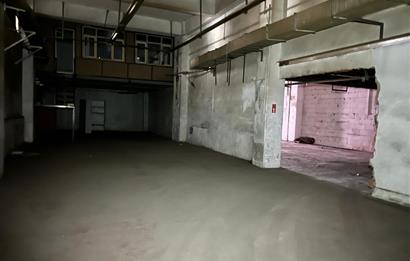 HADIMKÖY ÖMERLİ'DE 1800M2 KAMYON GİRİŞLİ BOŞ DEPO-İMALATHANE