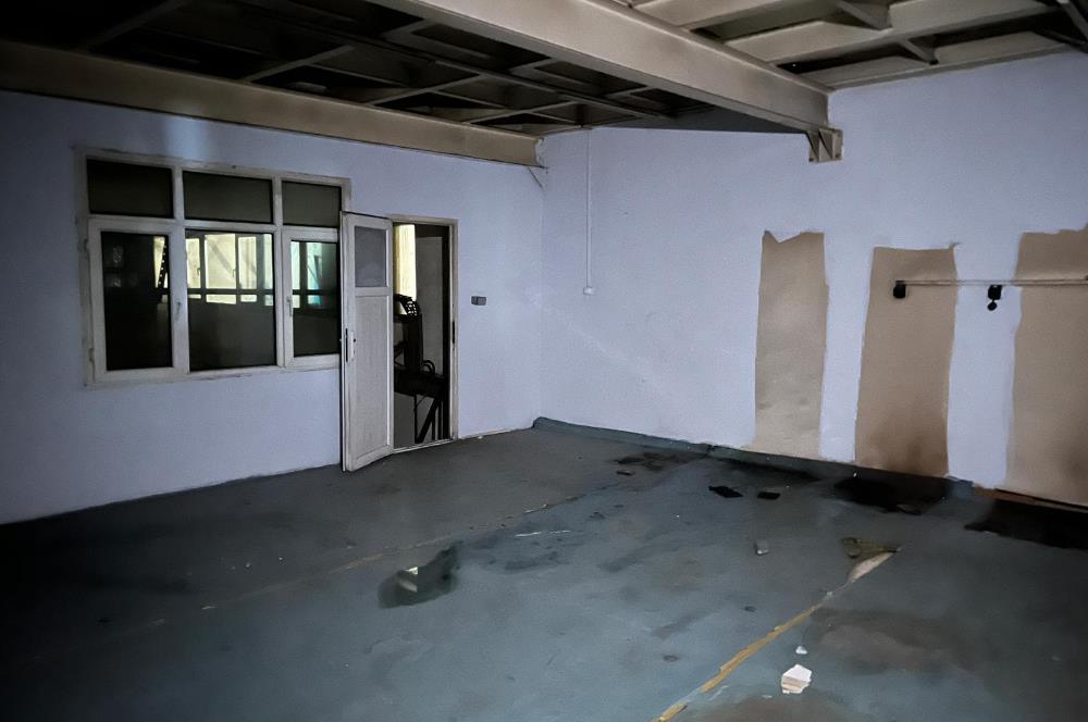 HADIMKÖY ÖMERLİ'DE 1800M2 KAMYON GİRİŞLİ BOŞ DEPO-İMALATHANE