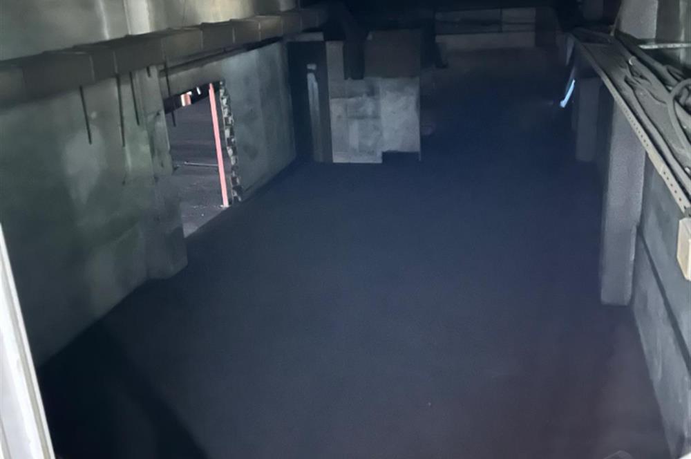 HADIMKÖY ÖMERLİ'DE 1800M2 KAMYON GİRİŞLİ BOŞ DEPO-İMALATHANE