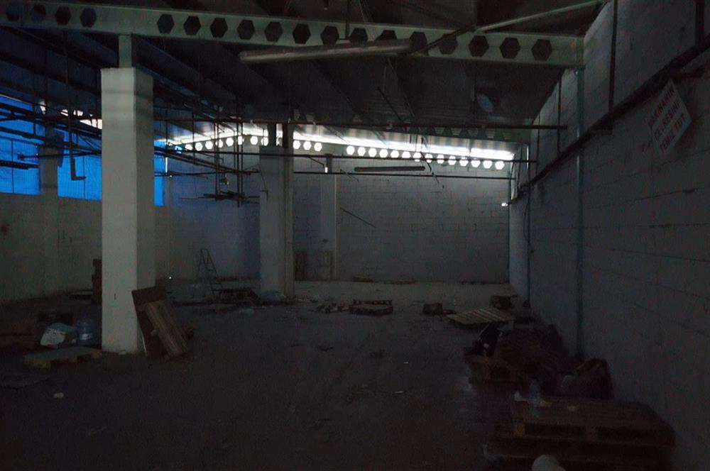 HADIMKÖY ÖMERLİ'DE 5000M2 TEK KAT DÜZ GİRİŞLİ BOŞ DEPO-İMALATHANE
