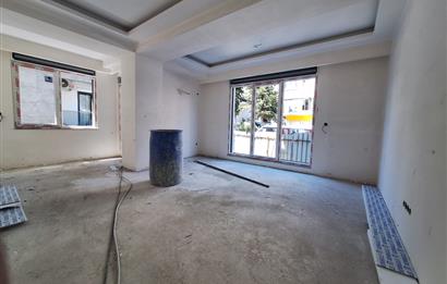KOŞUYOLU LİFE'TA ÖN CEPHE KÖŞE DAİRE...