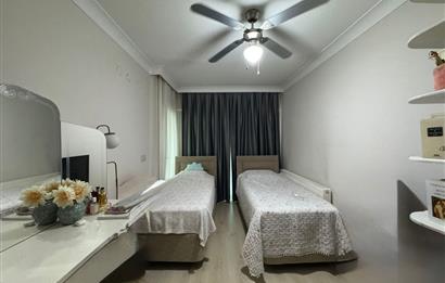 Karşıyaka Şemikler Meydan Yakını Satılık 2+1 Masrafsız Daire