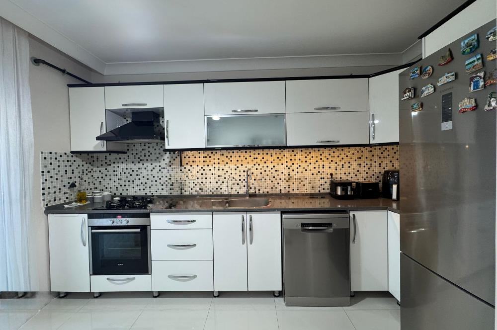 Karşıyaka Şemikler Meydan Yakını Satılık 2+1 Masrafsız Daire