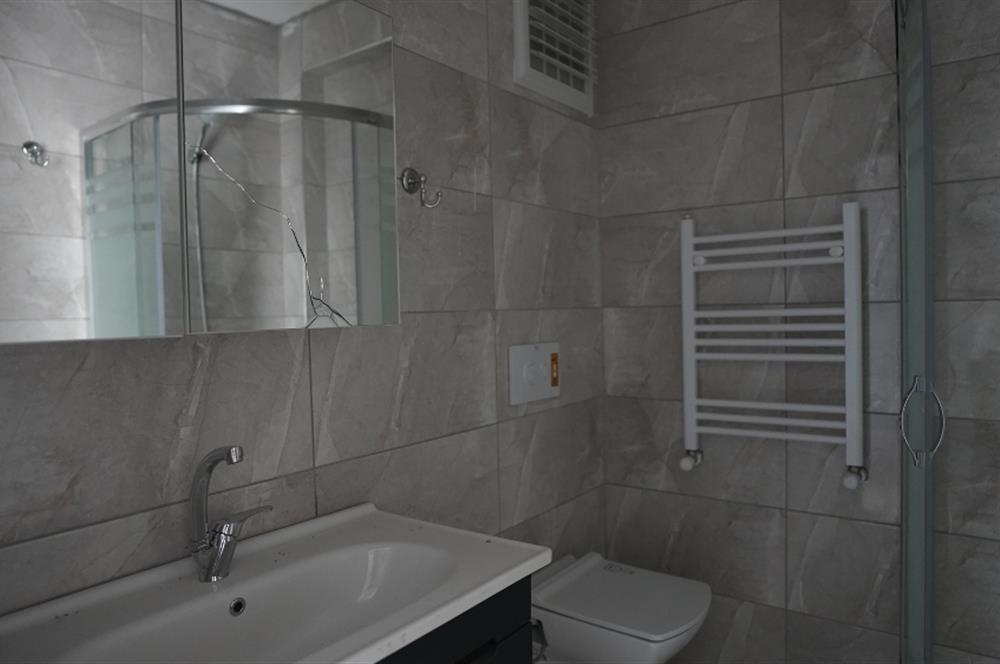Şahincili Mahallesi Bezirganoğlu Sitesi'nde 3+1 Satılık Daire!