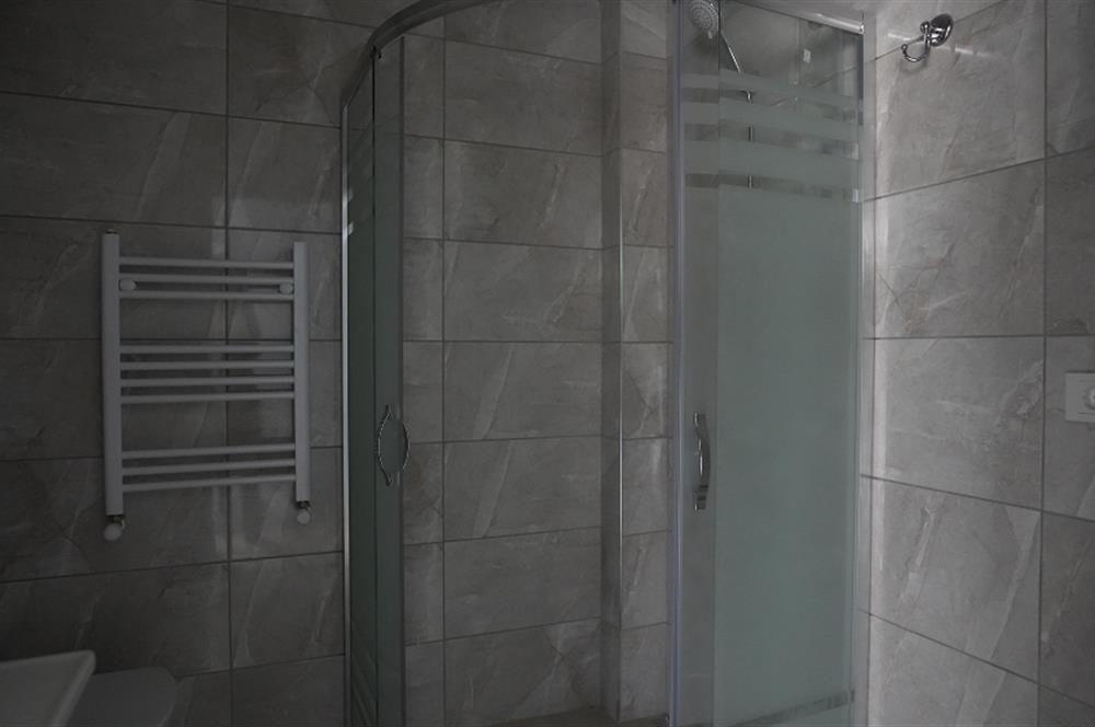Şahincili Mahallesi Bezirganoğlu Sitesi'nde 3+1 Satılık Daire!