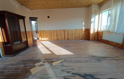 CENTURY21  BAL'DAN  KEPSUT TA KOMPLE SATILIK YURT BİNASI