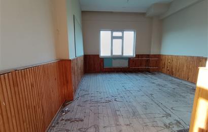 CENTURY21  BAL'DAN  KEPSUT TA KOMPLE SATILIK YURT BİNASI