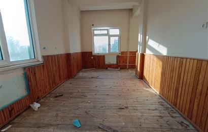 CENTURY21  BAL'DAN  KEPSUT TA KOMPLE SATILIK YURT BİNASI