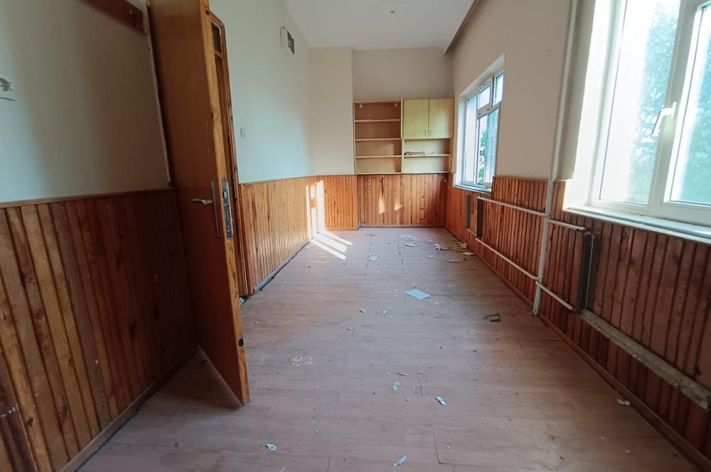 CENTURY21  BAL'DAN  KEPSUT TA KOMPLE SATILIK YURT BİNASI