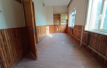 CENTURY21  BAL'DAN  KEPSUT TA KOMPLE SATILIK YURT BİNASI