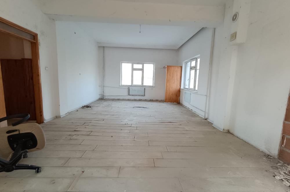 CENTURY21  BAL'DAN  KEPSUT TA KOMPLE SATILIK YURT BİNASI
