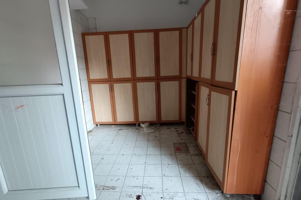 CENTURY21  BAL'DAN  KEPSUT TA KOMPLE SATILIK YURT BİNASI