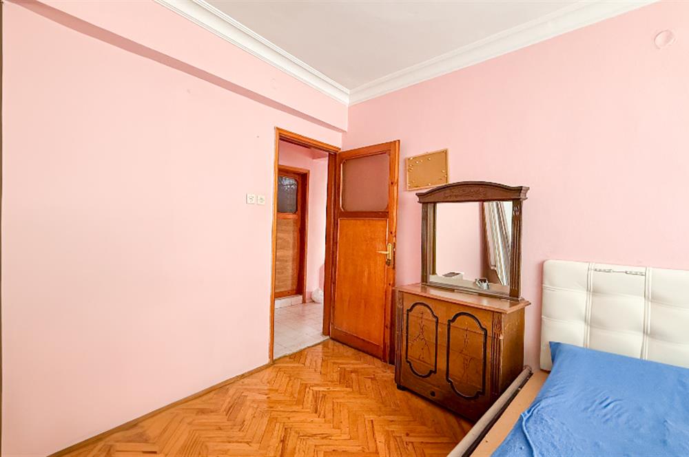 ÇARŞIYA ,TOPLU TAŞIMAYA,PAZARA YÜRÜME MESAFESİNDE, ARAKAT, SATILIK 2+1 DAİRE