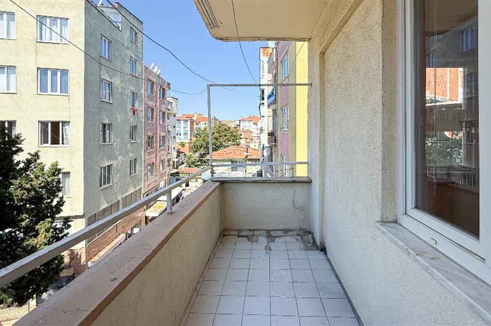 ÇARŞIYA ,TOPLU TAŞIMAYA,PAZARA YÜRÜME MESAFESİNDE, ARAKAT, SATILIK 2+1 DAİRE