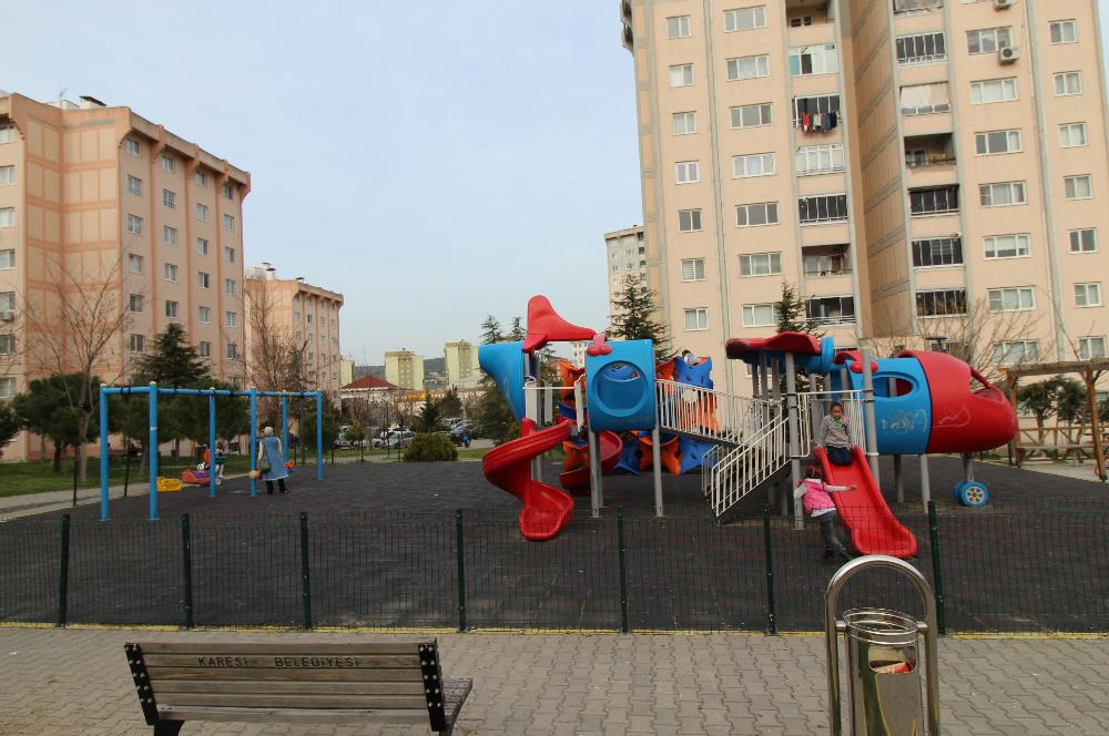BAL'DAN G.DOĞU CEPHE, 1.ARA KAT,TEMİZ, SATILIK 3+1