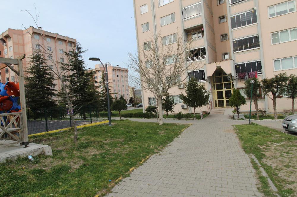 BAL'DAN G.DOĞU CEPHE, 1.ARA KAT,TEMİZ, SATILIK 3+1